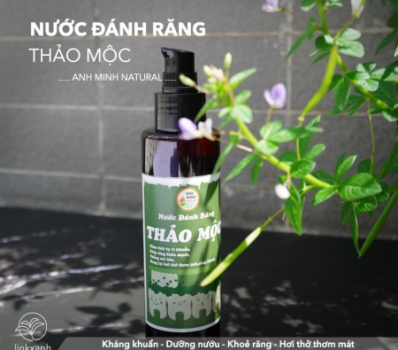 Nước đánh răng thảo mộc